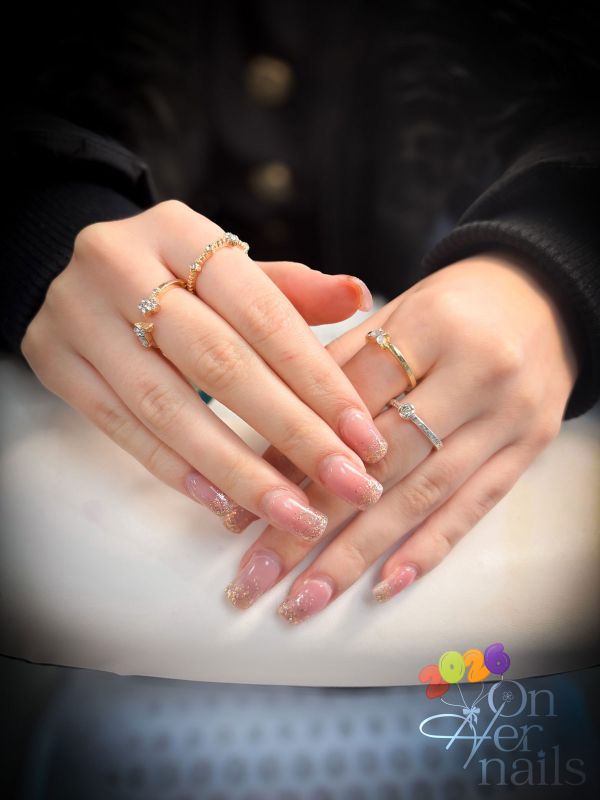 The Rose Gold Radiance: Glitter French Glamour